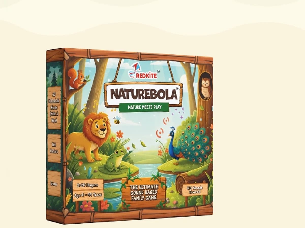 The Naturebola retail box, dark green, showing a jungle scene with a lion, a peacock and a monkey among trees